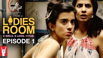 Saba Azad and Shreya Dhanwanthary in Ladies Room (2016)
