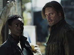 Josh Holloway and Carolyn Michelle Smith in Colony (2016)