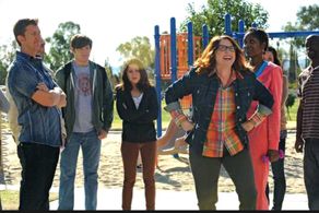 Shelley Robertson, Shannon Woodward, Drew Wicks, Susie Geiser, and Lucas Neff in Raising Hope (2010)