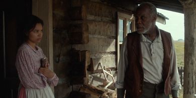 Still of Nesta Cooper and Danny Glover in Diablo (2015)