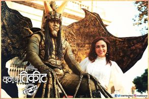 Amruta Khanvilkar in One Way Ticket (2016)