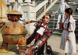 Fairuza Balk, Pons Maar, Sean Barrett, Tim Rose, and Michael Sundin in Return to Oz (1985)