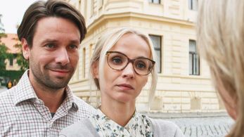 Jana Plodková and Václav Neuzil in Tátova volha (2018)