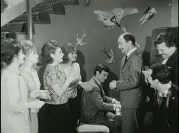 Efgan Efekan, Gülseren Esen, Fatma Girik, Fikret Hakan, Nur Insel, Öztürk Serengil, Türkan Soray, and Ahmet Tarik Tekçe 