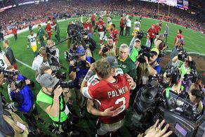 Carson Palmer and Aaron Rodgers in All or Nothing: A Season with the Arizona Cardinals (2016)