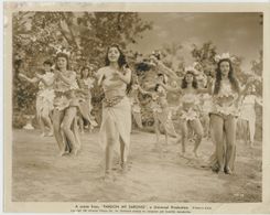 Marie McDonald, Maria Montez, Janet Warren, Barbara Slater, and Nan Wynn in Pardon My Sarong (1942)