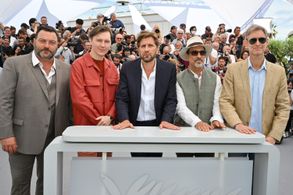 Michael Douglas, Paul Dano, Ruben Östlund, Damián Szifron, Denis Ménochet, and Atiq Rahimi