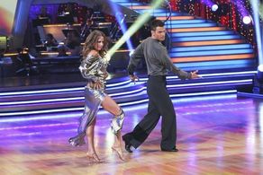 Aiden Turner and Edyta Sliwinska in Dancing with the Stars (2005)