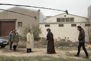 Rodolfo Sancho, Nacho Fresneda, Mario Tardón, and Aura Garrido in The Ministry of Time (2015)