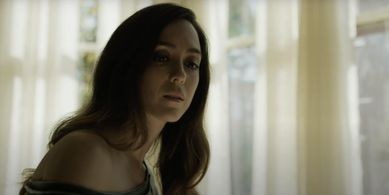 HOUSE OF CARDS - SHARON