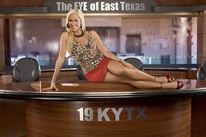 Lauren Jones in Anchorwoman (2007)