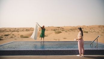 Still of Rebecca Bujko and Roxy Shabestari in 100%