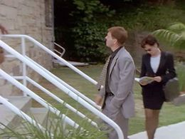 Colin Friels and Catherine McClements in Water Rats (1996)