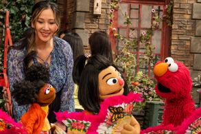 Sesame Street - Fans of the Fan Dance