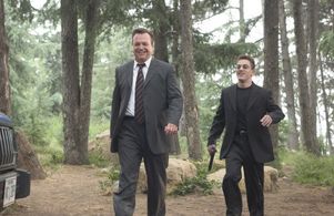 Tom Arnold and Eric Gores in The Kid & I (2005)