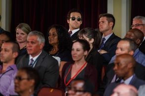 Ryan Gosling and Jeffry Griffin in The Big Short (2015)