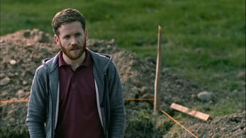 Ian Lloyd Anderson in Blood