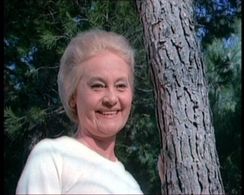 Janine Crispin in La demoiselle d'Avignon (1972)