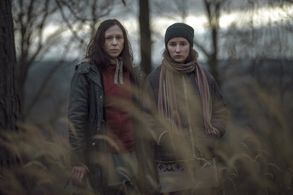 Zuzana Stivínová and Eliska Krenková in Pustina (2016)