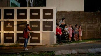 Ruby Rodriguez, Nova Villa, Kiray Celis, Lovi Poe, Buboy Villar, Jelai Andres, and Jon Gutierrez in Owe My Love (2021)