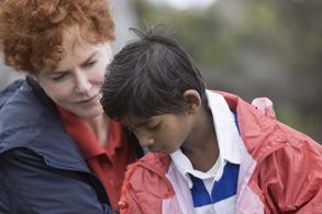 Nicole Kidman and Sunny Pawar in Lion (2016)