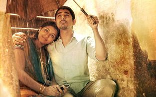 Siddharth and Lakshmi Menon in Jigarthanda (2014)