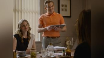 Chelsey Crisp in Ten Percent (2022)