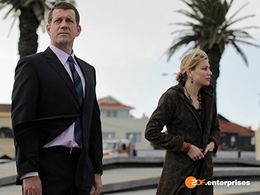 Rhys Muldoon and Kate Jenkinson in House Husbands (2012)