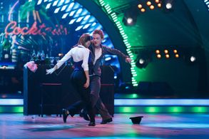 Evgeniy Tkachuk in Dancing with the Stars (2006)