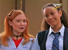 Emma Taylor-Isherwood and Shadia Simmons in Strange Days at Blake Holsey High (2002)