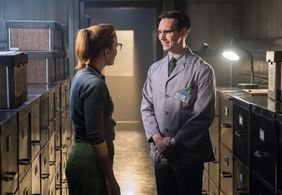 Cory Michael Smith and Chelsea Spack in Gotham (2014)