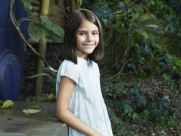 Alana Mansour in Terra Nova (2011)