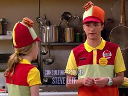 Lucas Cruikshank in Marvin Marvin (2012)