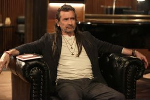 Griffin Dunne in Sex & Drugs & Rock & Roll (2015)