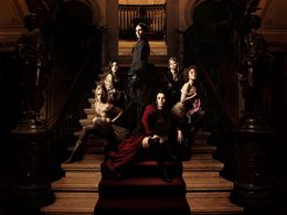 Anne Charrier, Valérie Karsenti, Jemima West, Deborah Grall, Clémence Bretécher, and Blandine Bellavoir in Maison close 