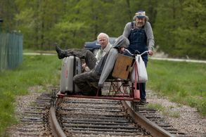 Robert Gustafsson and Iwar Wiklander in The 100 Year-Old Man Who Climbed Out the Window and Disappeared (2013)