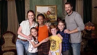 Preston Oliver, Josh Braaten, Kelly Frye, Madeleine McGraw, Kyliegh Curran, and Landon Gordon in Secrets of Sulphur Spri