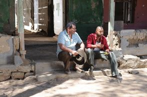 Günther Kaufmann and Tyron Ricketts in Leipzig Homicide (2001)