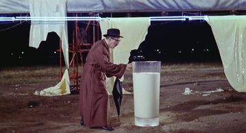 Peppino De Filippo in Boccaccio '70 (1962)