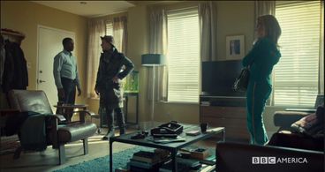 Kevin Hanchard, Tatiana Maslany, and Jordan Gavaris in Orphan Black (2013)