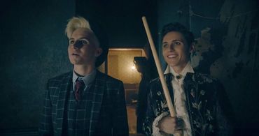 Seán Óg Cairns and Luca Varsalona in Find Me in Paris (2018)