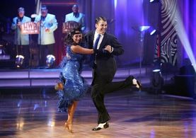 Cheryl Burke and Rob Kardashian in Dancing with the Stars (2005)