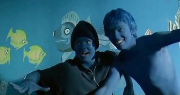 Tino Mewes and Sophie Rogall in Do Fish Do It? (2002)