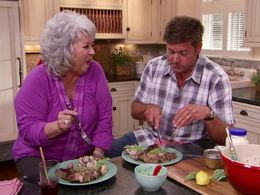 Paula Deen and Jamie Deen in Paula's Best Dishes (2008)