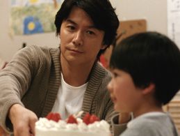 Masaharu Fukuyama and Keita Ninomiya in Like Father, Like Son (2013)