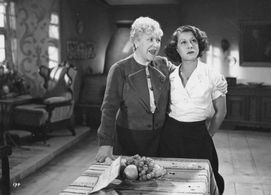 Margit Symo and Ida Wüst in Eine Nacht an der Donau (1935)