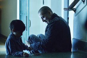 Kirk Acevedo in 12 Monkeys (2015)