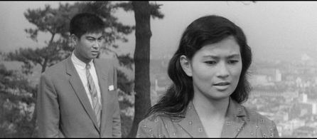 Yûjirô Ishihara and Mie Kitahara in Red Pier (1958)