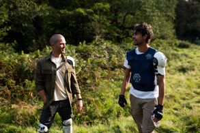 Still of James Palmer and Max George in Kill/Stream