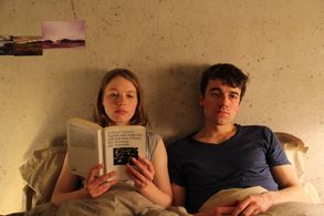 Anna Brüggemann and Alexander Khuon in Move (2012)